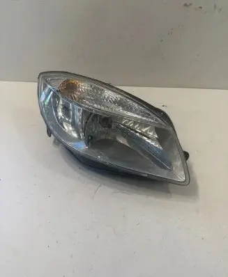 Skoda Fabia Mk2 (5J) Headlight/headlamp