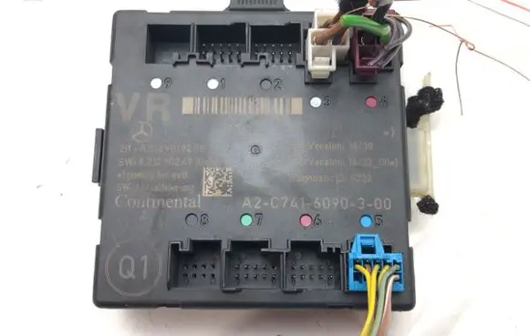 Mercedes-Benz E W212 Other control units/modules A2129001829