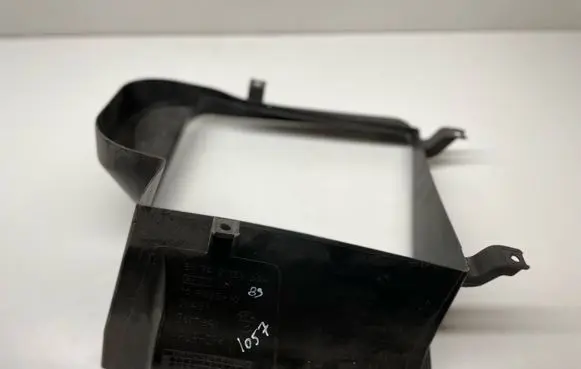 BMW X5 E70 Intercooler air guide/duct channel 2159354 51712159354