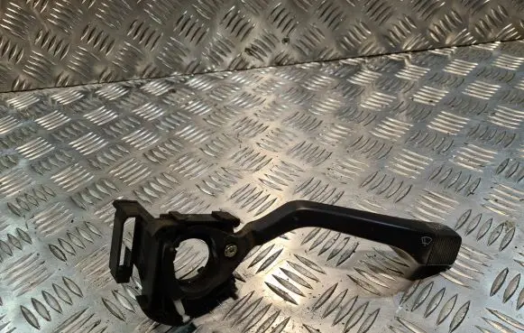 Volkswagen Transporter - Caravelle T4 Wiper speed switch 