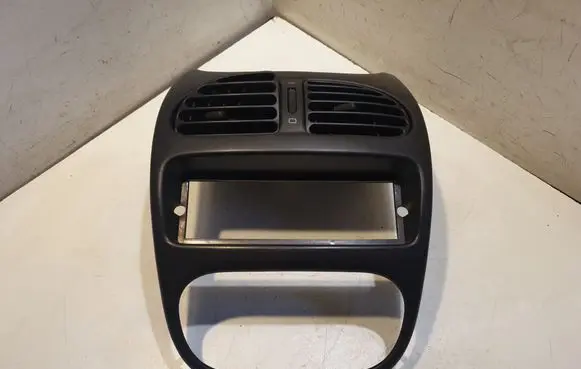 Dash center air vent grill