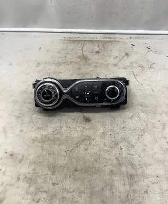 Renault Trafic III (X82) Climate control unit E1074281E 93459407