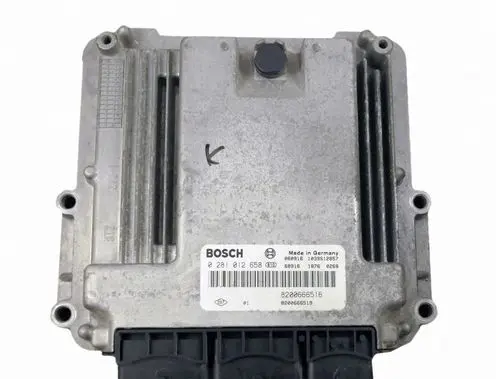Nissan Primastar Engine control unit/module 8200666516