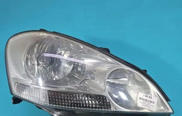 Toyota Avensis Verso Headlight/headlamp IMPRK1543503
