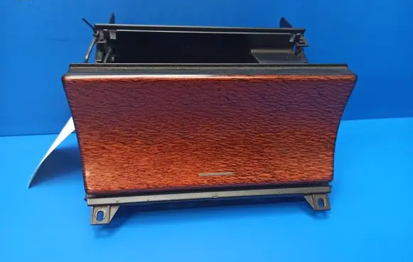 Ashtray (front)