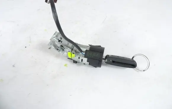 Citroen C4 Grand Picasso Ignition lock 9663123380