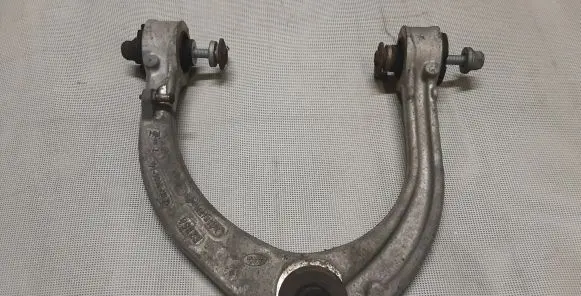 Land Rover Range Rover L405 Front upper control arm/wishbone CPLA3084AA