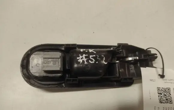 Volkswagen Golf IV Front door interior handle 3B1837113
