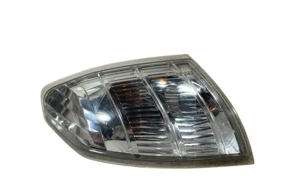 Nissan X-Trail T30 Front indicator light 