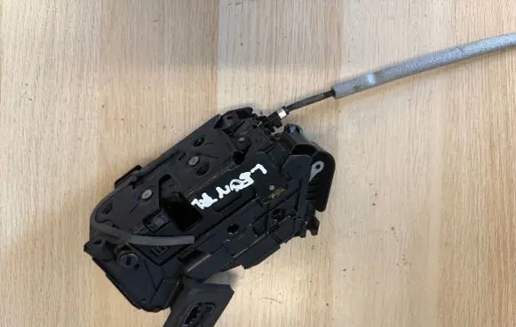Seat Leon IV Rear door lock 5TA839016L
