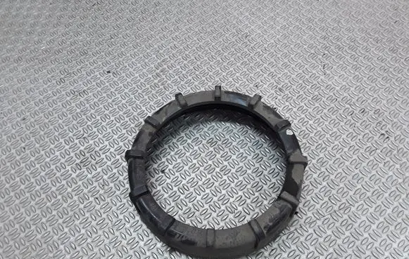 Volkswagen Golf IV In tank fuel pump screw locking ring/nut 