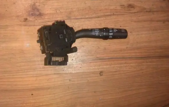 Toyota Avensis T250 Wiper control stalk 173654lh