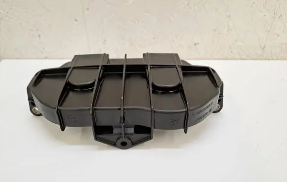 Mercedes-Benz CLA C117 X117 W117 Timing belt guard (cover) A2700340020