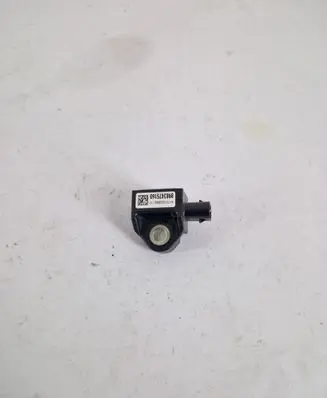 Isuzu D-Max Airbag deployment crash/impact sensor 8983475160