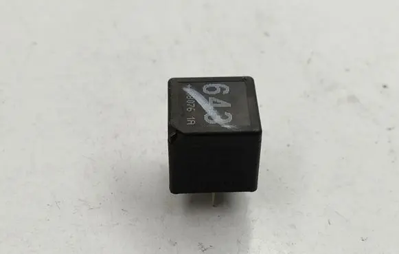 Audi Q7 4L Other relay 8K0951253