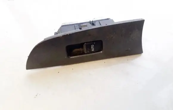 Lexus IS 220D-250-350 Electric window control switch 84030-53020