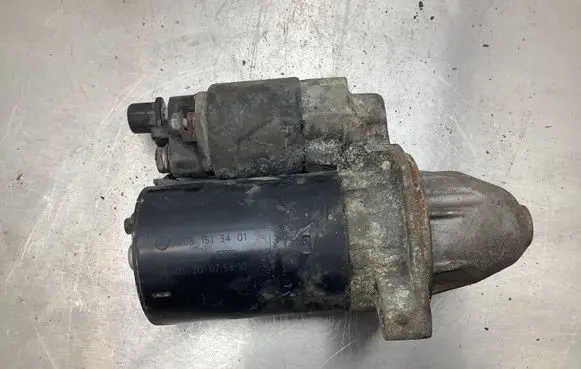 Mercedes-Benz SLK R170 Starter motor 0001107401 0051513401 0001107403