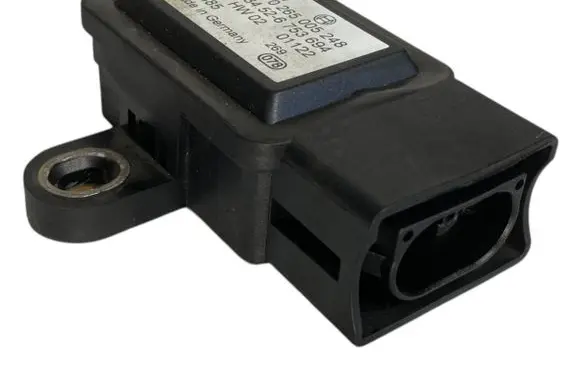 BMW 5 E39 ESP acceleration yaw rate sensor 6753694 34526753694 0265005248