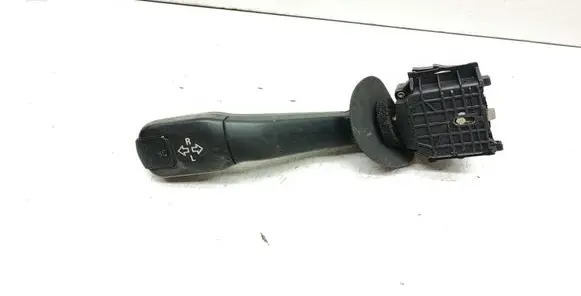 BMW 5 E39 Indicator stalk 8352172