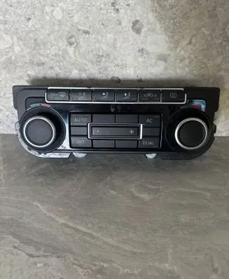 Volkswagen PASSAT B7 Climate control unit 5K0907044DT SW1010 5HB00974680
