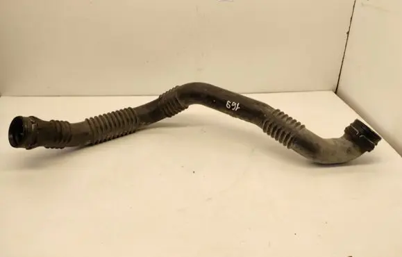 Mercedes-Benz A W169 Intercooler hose/pipe A1695200701