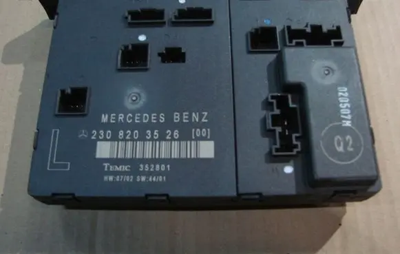 Mercedes-Benz SL R230 Door control unit/module 2308203526SL