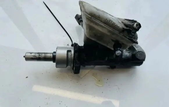 Peugeot 307 Master brake cylinder 0204224576