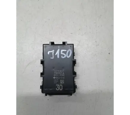 Toyota Land Cruiser (J150) Gateway control module 8911147080