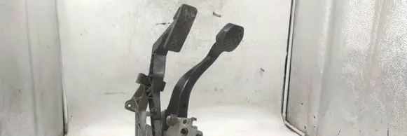 Audi A4 S4 B5 8D Pedal assembly 8D1721117D