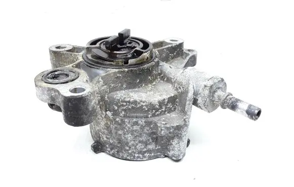 Volvo V50 Vacuum pump