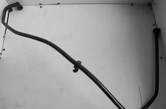 BMW i8 Fuel line pipe 16137381730 7381730
