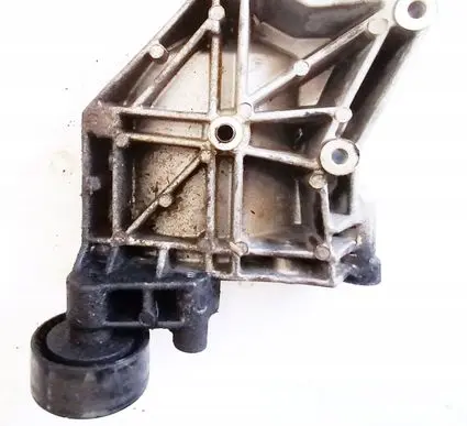 SsangYong Rexton Engine mounting bracket