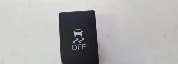 Traction control (ASR) switch