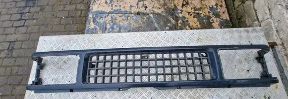 Isuzu Trooper Front bumper upper radiator grill