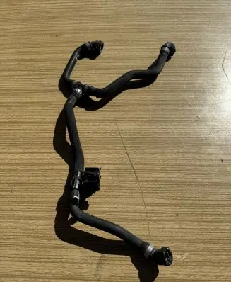 BMW X3 G01 Engine coolant pipe/hose 7535536