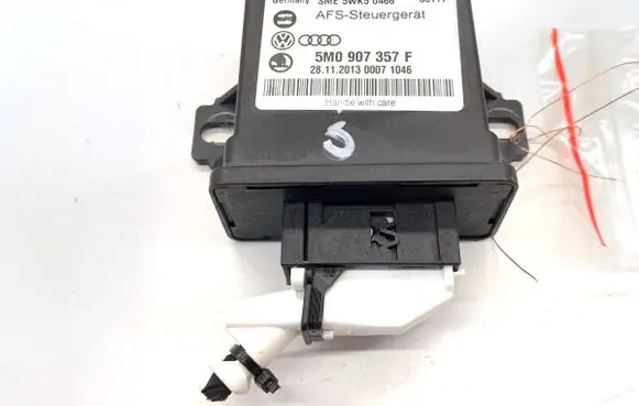 Volkswagen PASSAT B7 Xenon control unit/module 5M0907357F