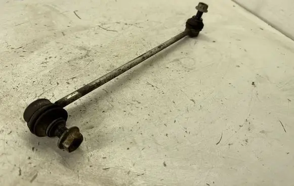 Audi Q3 F3 Front anti-roll bar/stabilizer link 5Q0411815A