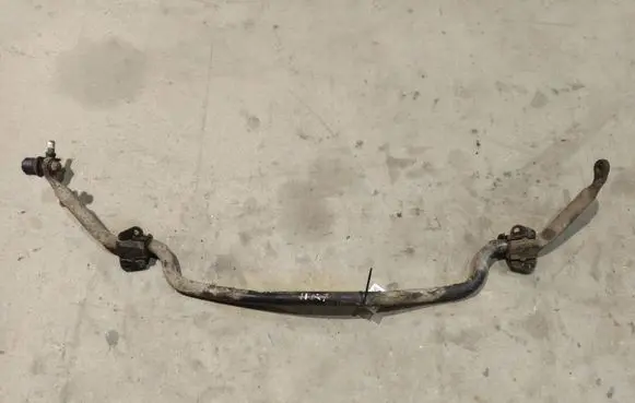 Nissan X-Trail T30 Front anti-roll bar/sway bar 