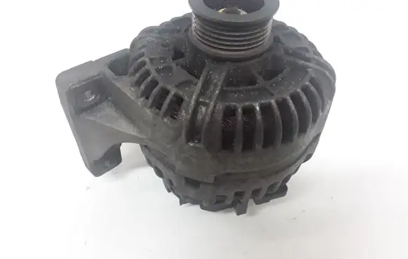 Volvo XC90 Generator/alternator 8637849