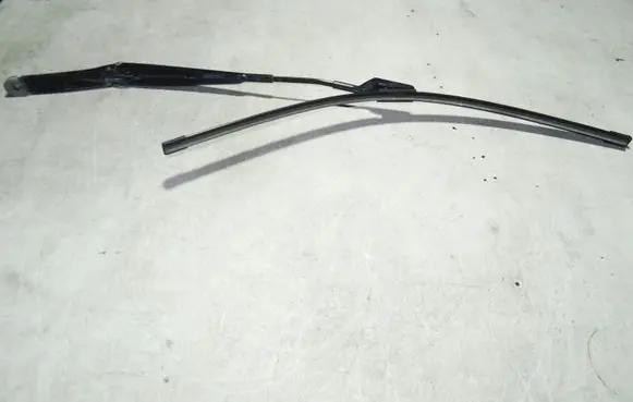 Volkswagen PASSAT B8 Windshield/front glass wiper blade 3G1955409