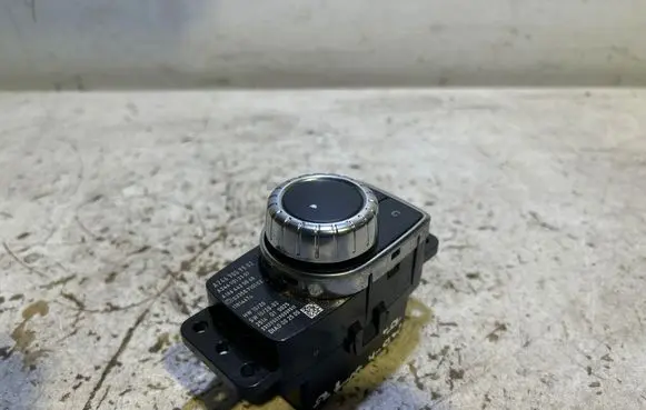 Mercedes-Benz A W176 Multifunctional control switch/knob A2469009802 A1664420068 A2469013302