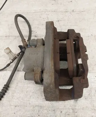 BMW X3 F25 Front brake caliper 703123