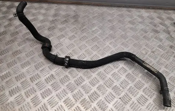 Mercedes-Benz GL X166 Engine coolant pipe/hose A1665003975