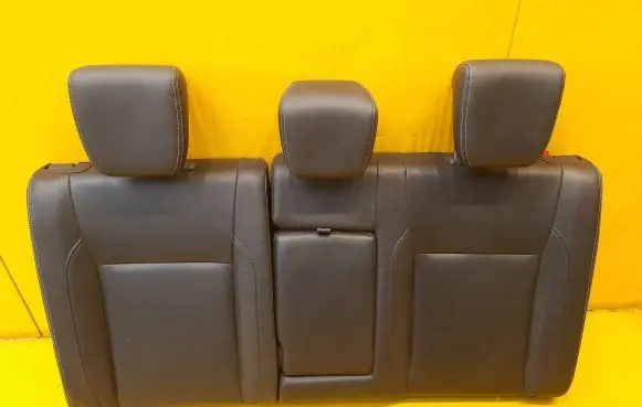Suzuki SX4 S-Cross Second row seats 