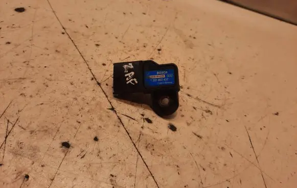 Opel Zafira A Air pressure sensor 0281002437