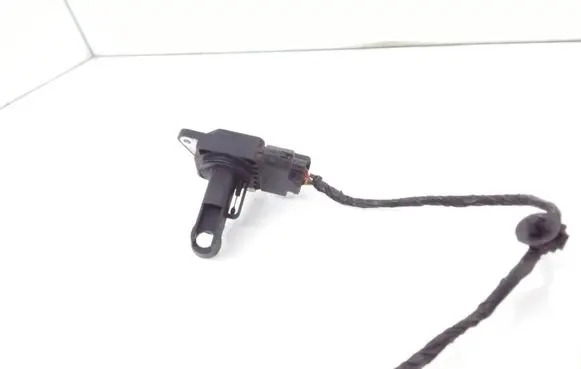 Opel Zafira A Mass air flow meter 1974002010