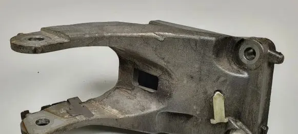 Citroen C5 Gearbox mounting bracket 9653919280