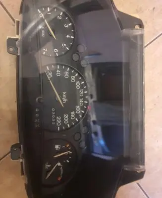 Ford Escort Speedometer (instrument cluster) 96FB10B885AA 1Q0120140