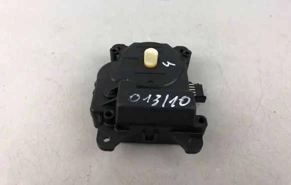 Subaru Outback Air flap motor/actuator 0638001760