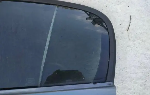 Opel Signum Rear vent window glass 
